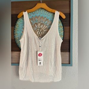 NWT Wildfox Women Lyla Tank Top Relaxed Fit in Sand color